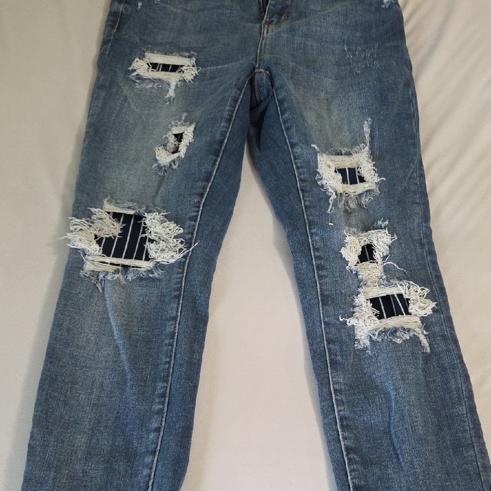 Judy Blue Ripped Denim Skinny Jeans